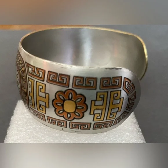 Vintage Reed & Barton Cuff Bracelet - Picture 6 of 10